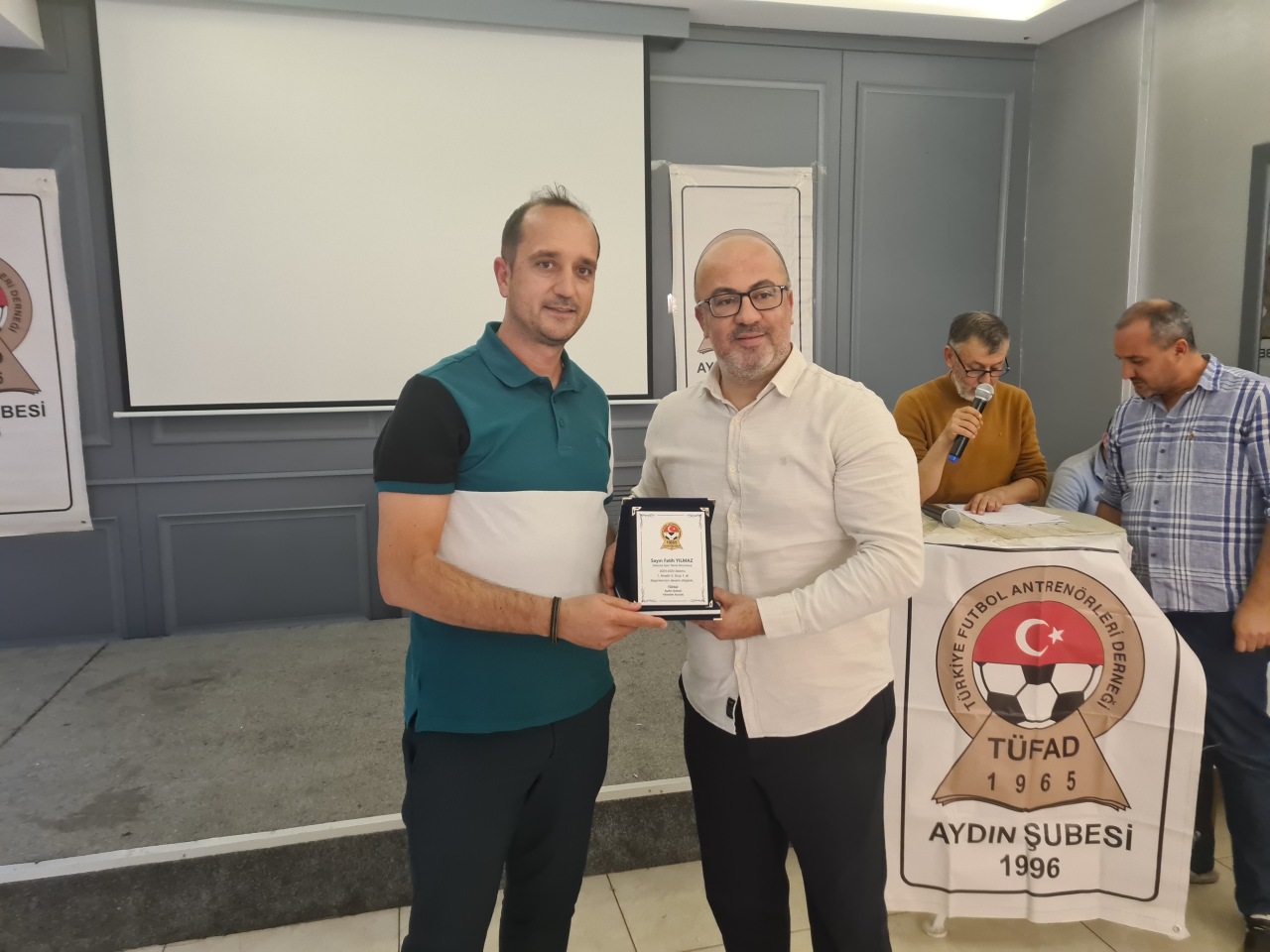 TÜFAT BAŞARILI ANTRENÖRLERİ ÖDÜLLENDİRDİ